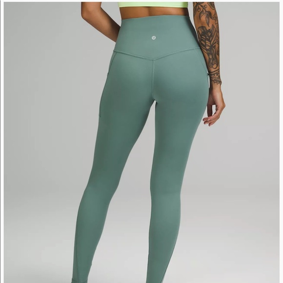 Lululemon Align Legging w Pockets - Picture 3 of 5